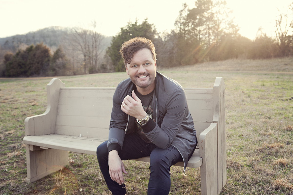 Ave Maria / The Lord’s Prayer (Medley)[Live] David Phelps Sunday